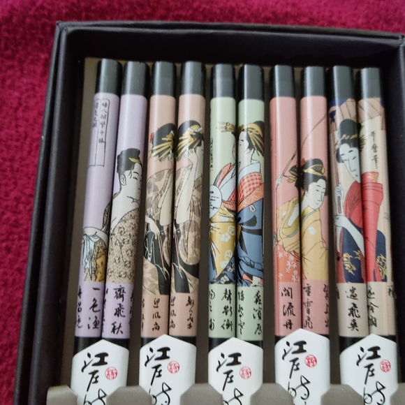 Japanese Geisha chop sticks - Picture 2 of 3